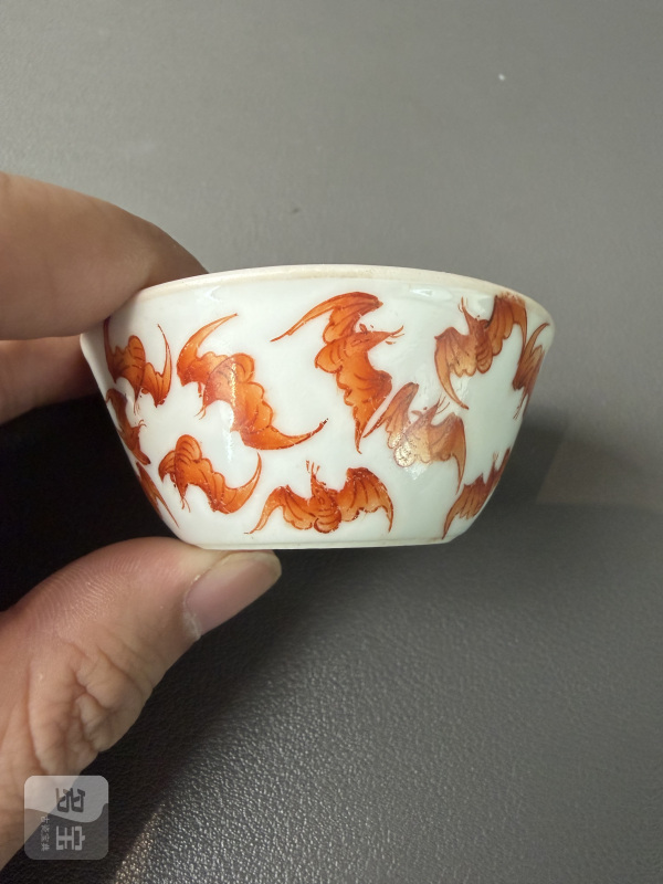 清 矾红百蝠纹套杯一组十件 - 图12